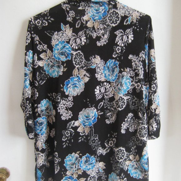 Classic Editions, ladies blouse, L, Blue/Black with white flowers - Picture 3 of 7